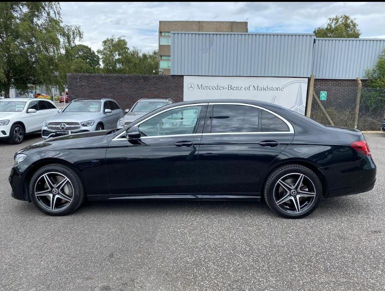 MERCEDES BENZ E300DE